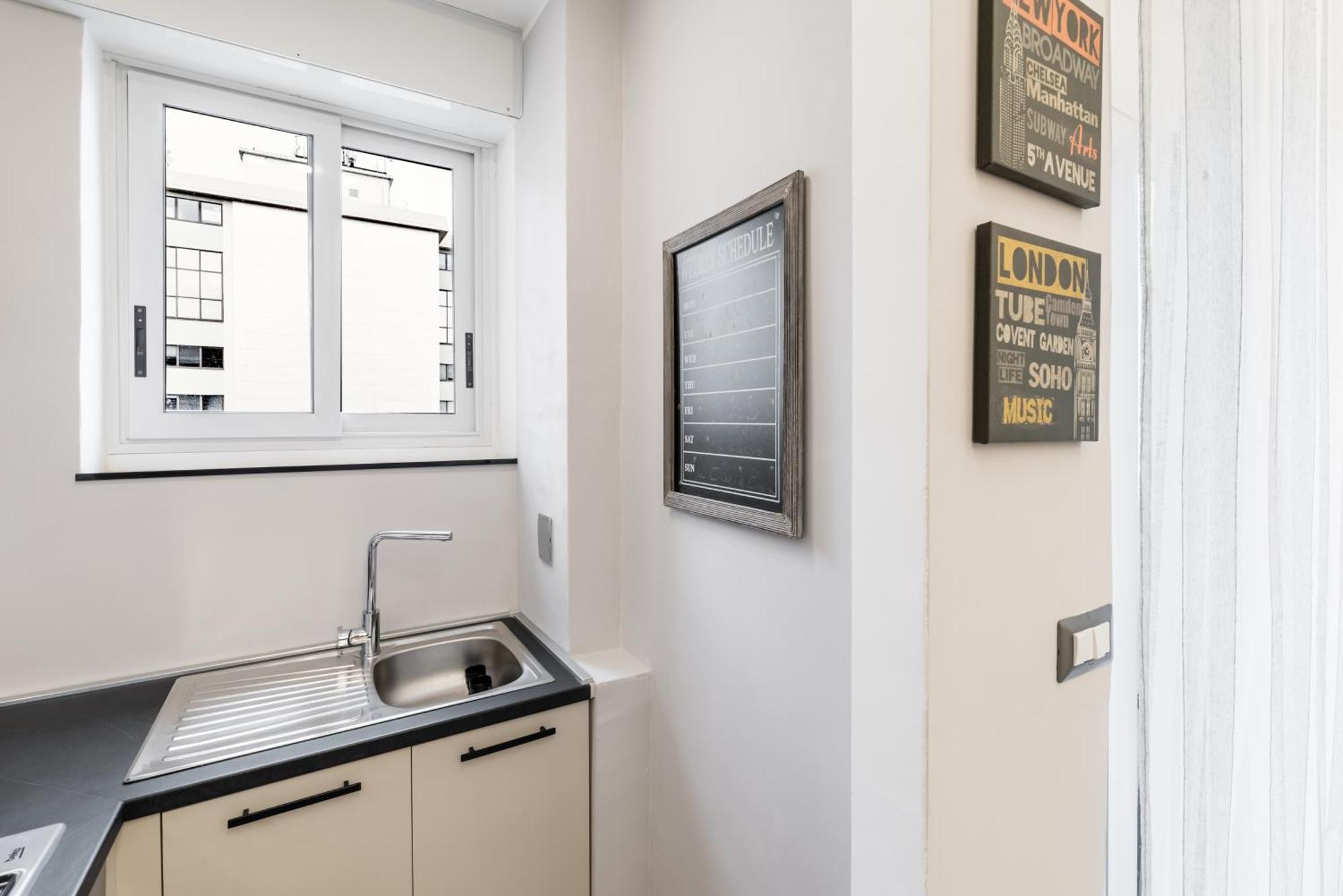 Moderno Bilocale A 5 Minuti Dal Centro Storico Apartman Torino Kültér fotó
